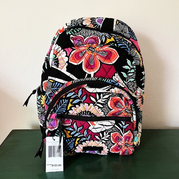 ⛔️SOLD⛔️ VERA BRADLEY Kauai Floral Compact Backpack & Zip ID Case 2 Pc Set -NWT - Picture 5 of 17